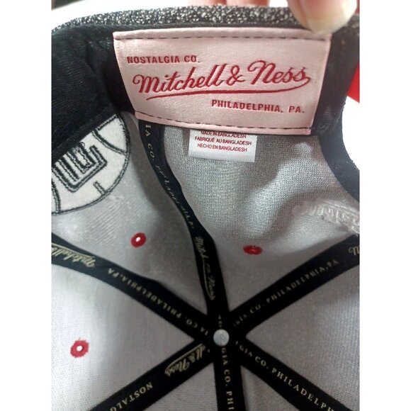 RARE Los Angeles Clippers Mitchell & Ness NBA Grey/Red/White Snapback Ha… - Picture 6 of 8